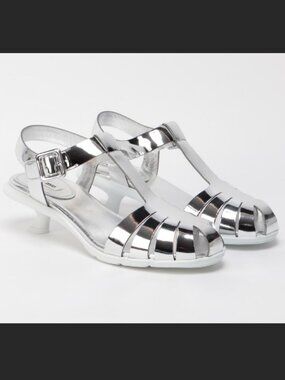 Fisherman kitten-heels rubber sandals